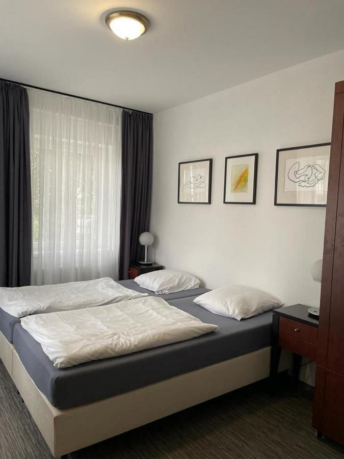 Apartments Gato Karlovy Vary Stara Role מראה חיצוני תמונה