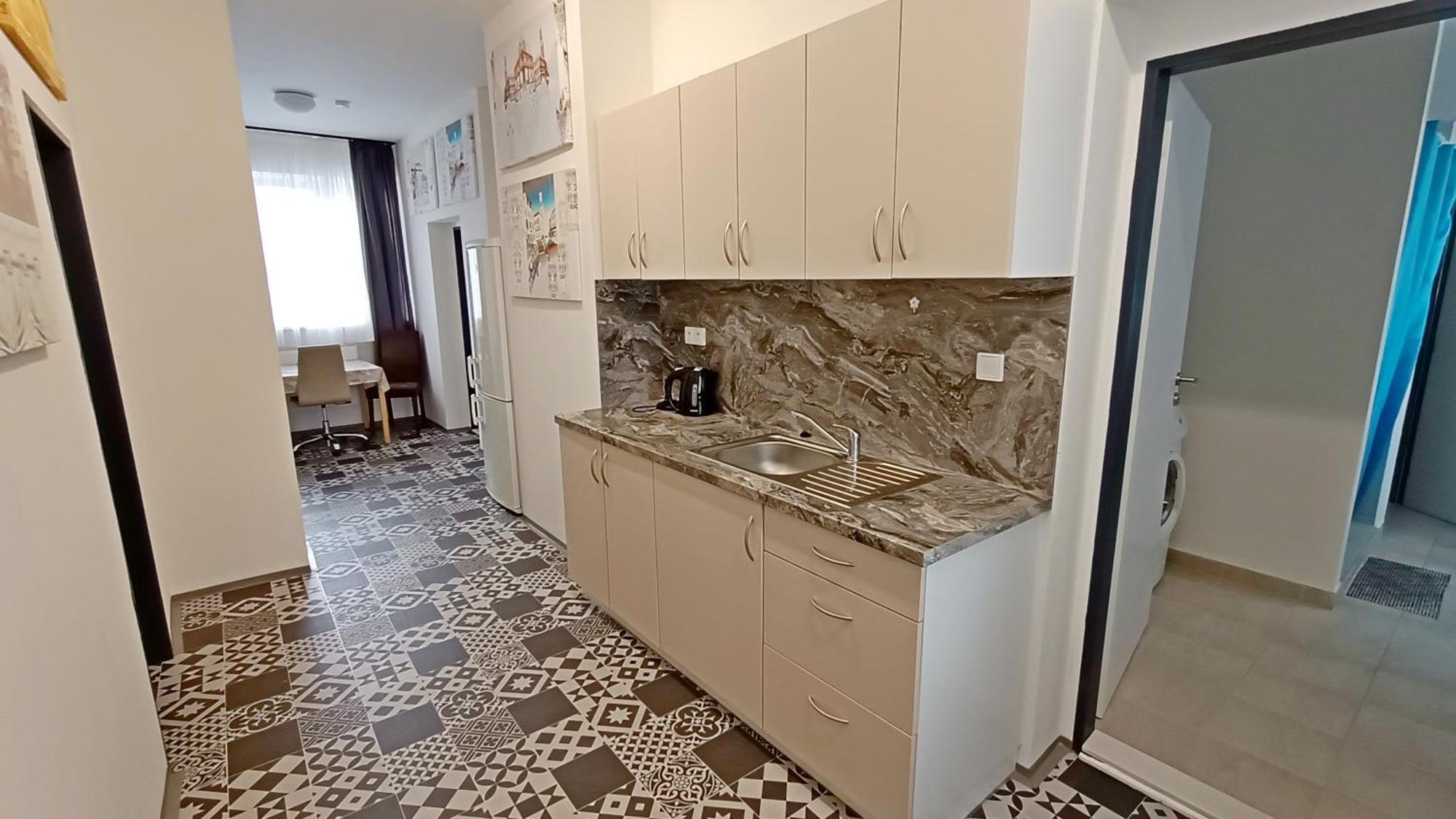 Apartments Gato Karlovy Vary Stara Role מראה חיצוני תמונה