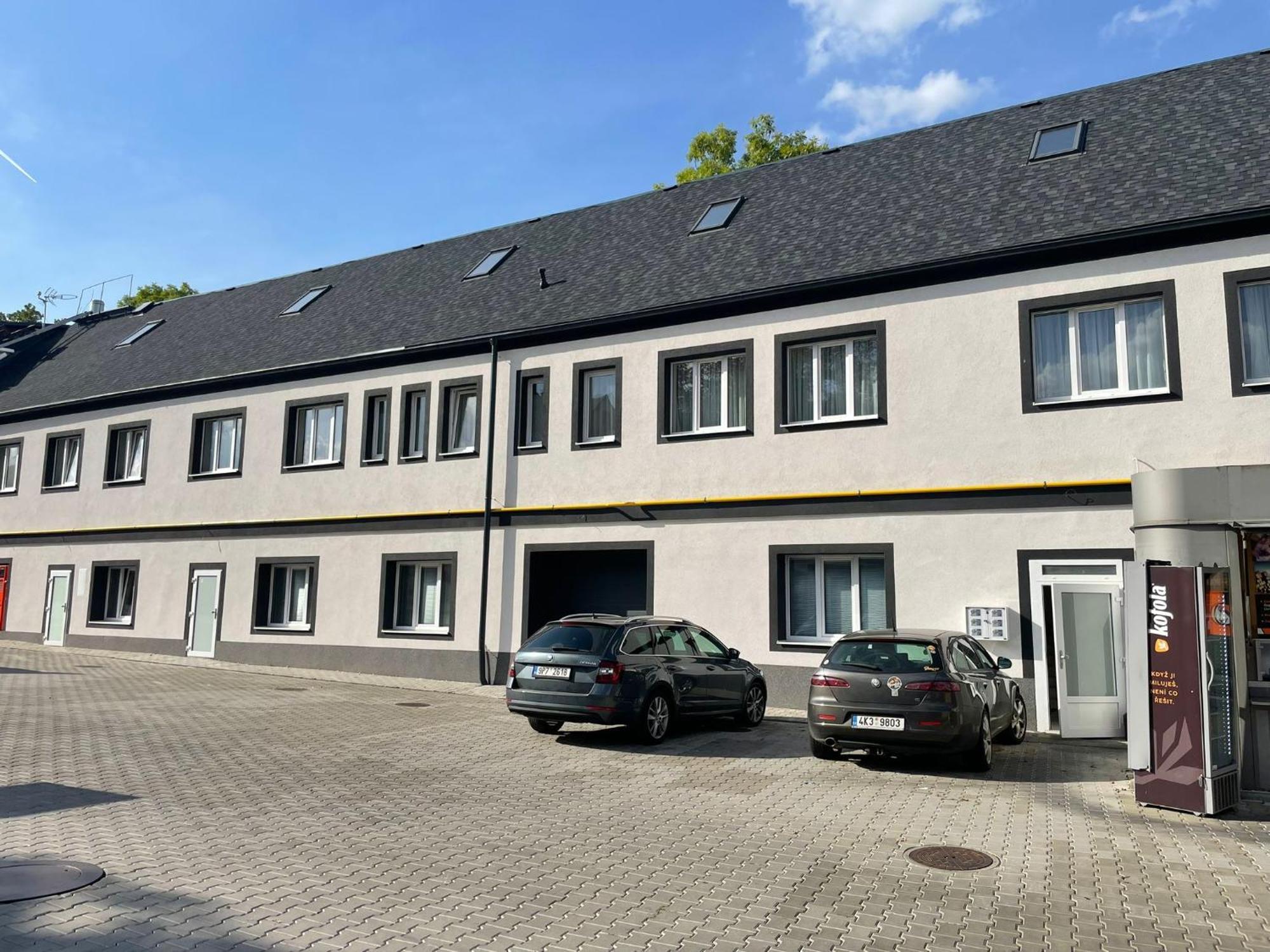 Apartments Gato Karlovy Vary Stara Role מראה חיצוני תמונה
